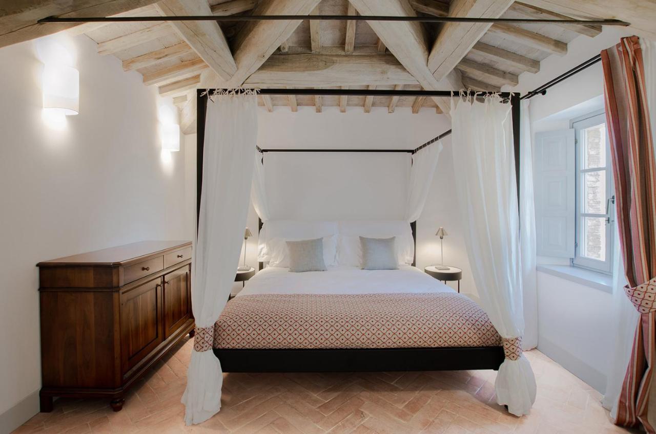 Tenuta Castelgiocondo Montalcino Bagian luar foto