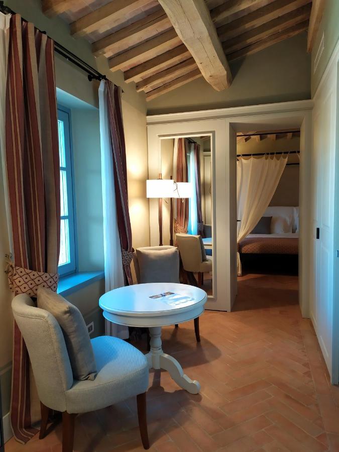 Tenuta Castelgiocondo Montalcino Bagian luar foto